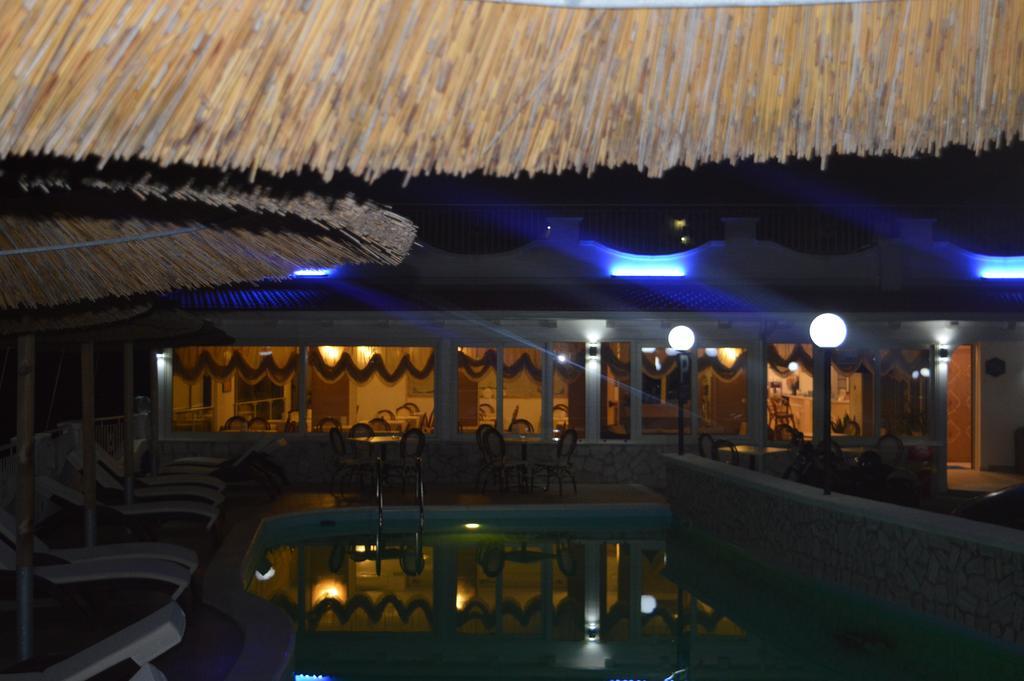 Hotel Incanto Пешичи Екстериор снимка