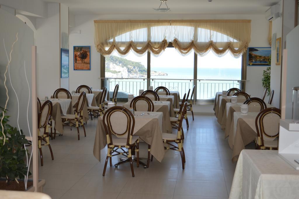 Hotel Incanto Пешичи Екстериор снимка