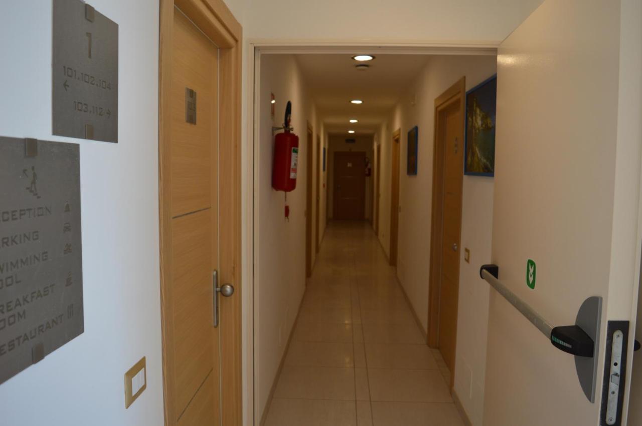 Hotel Incanto Пешичи Екстериор снимка